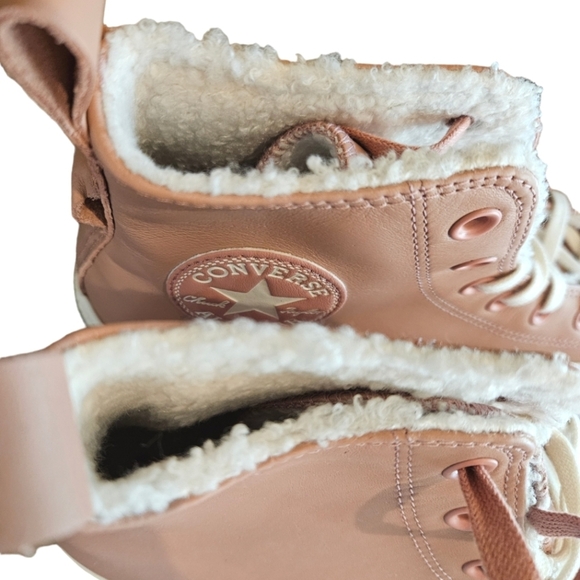 Converse CTAS Lift Hi Platform Pink Leather Borg Lining Sneakers NEW - Picture 3 of 6